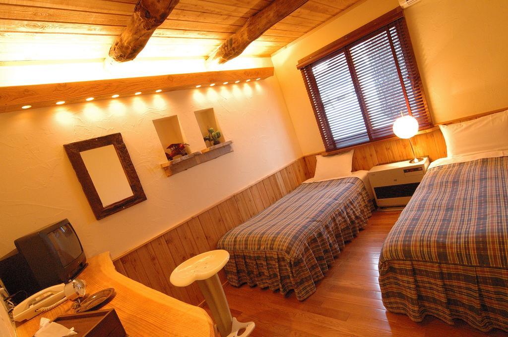 Pension Tomato Hakuba Exterior photo